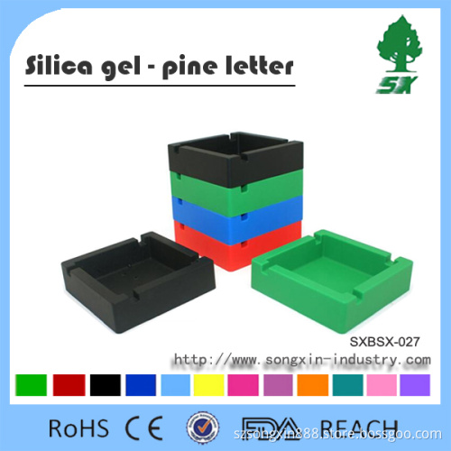Square Portable Silicone Ashtray Fireproof And Heat-resistant